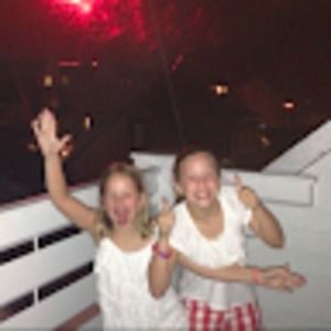 Meet your Posher, Selle